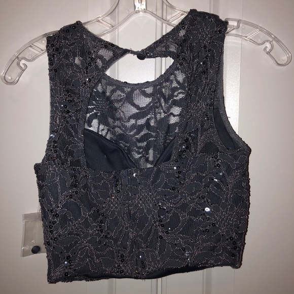 beautiful party dress - Picture 3 of 3